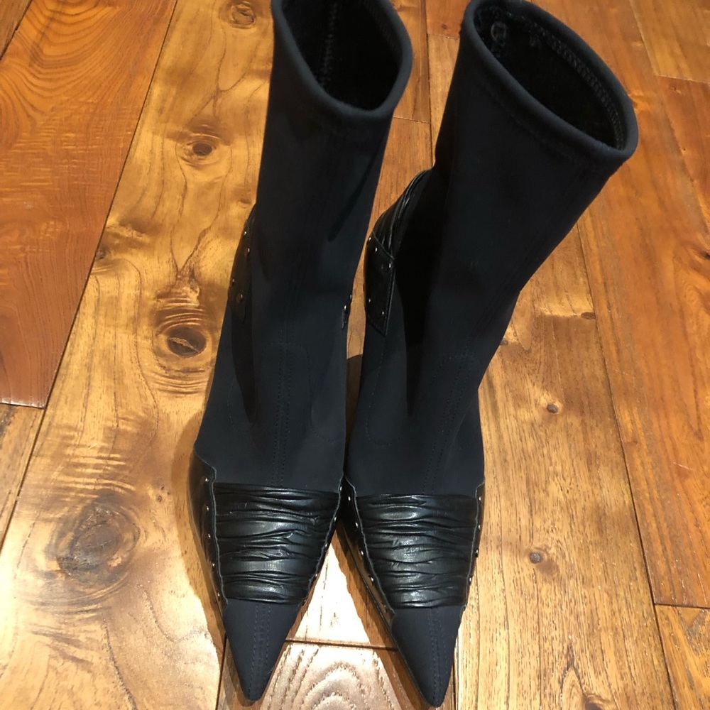France Mode Black Sock Boot. Leather and Fabric. Size 38.5 . Fits 7.5-8.